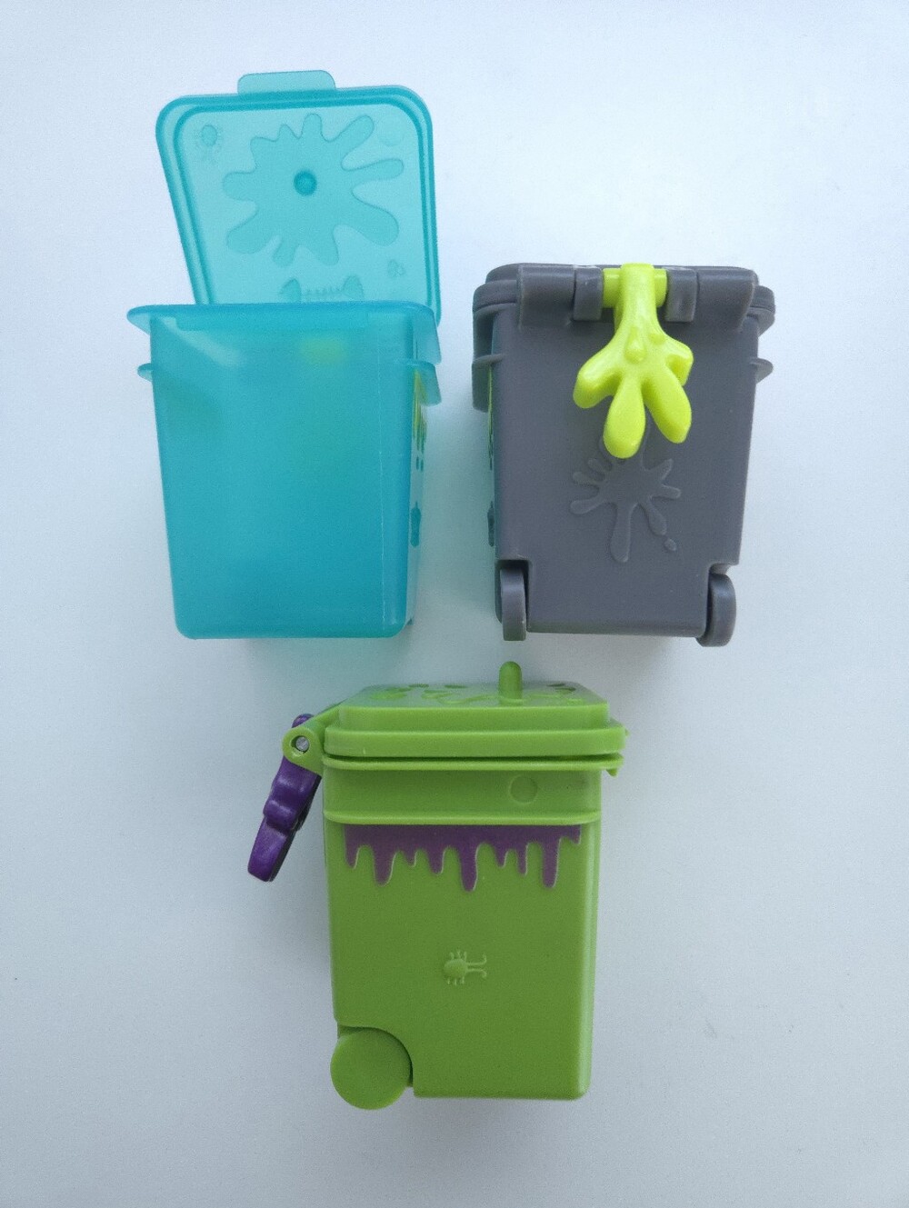 Moose Toys Track Pack Grossery Gang Mini Figures and Trash Cans - Picture 14 of 16